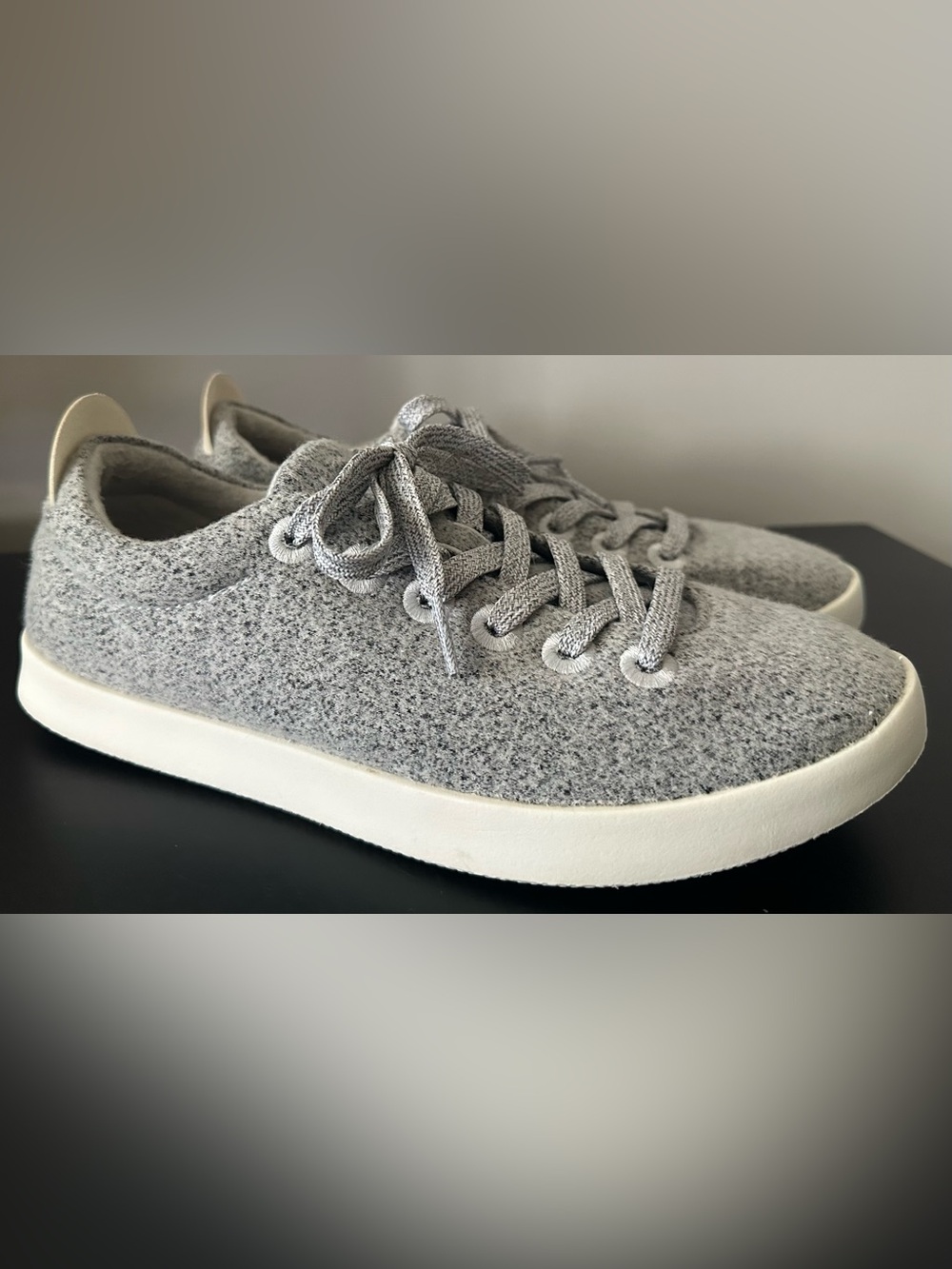 Allbirds Wool Runners Gray Lace Up Sneakers Women’s 9 EUC